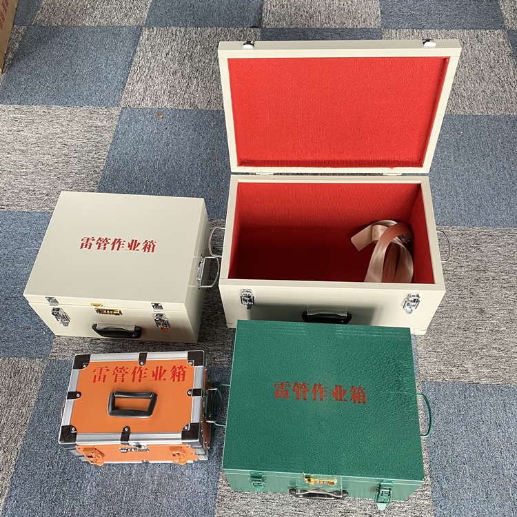 云县爆破工程作业箱如何选择？玻璃钢与传统材质的全面对比
